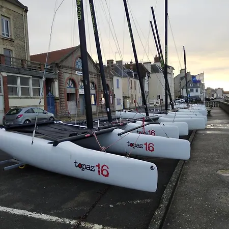 Liberation Classe 3 Etoiles * غراند كامب-مايسي